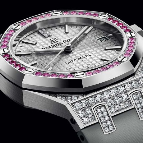 بررسی اودمر پیگه : رویال اوک 37 میلیمتری