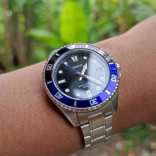 12 ماه گارانتی هولدینگ امید آوران زمان