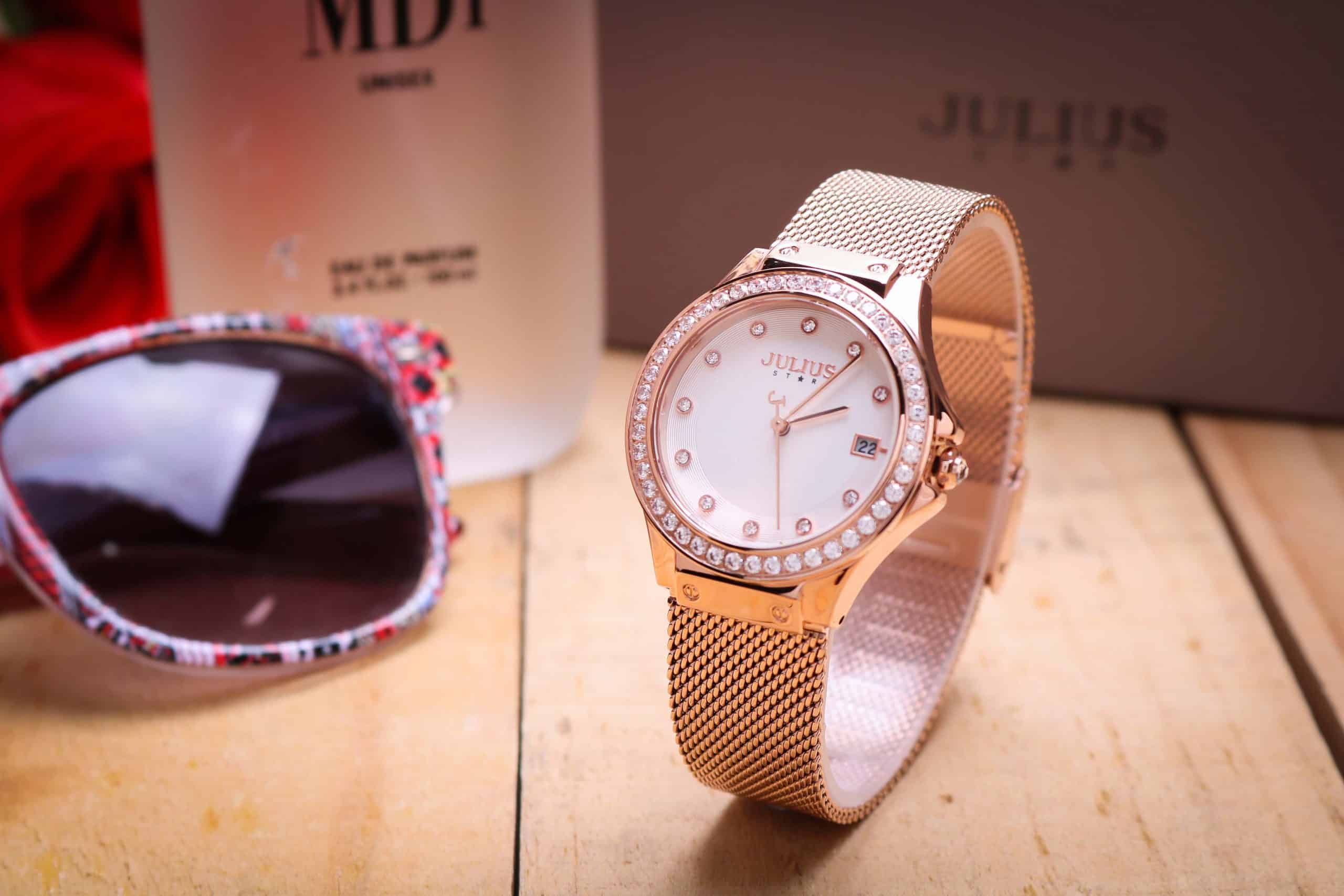 خرید ساعت جولیوس