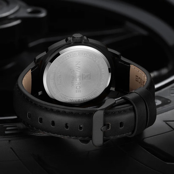 ساعت مچی مردانه نیوی فورس NF8078 B/R/B